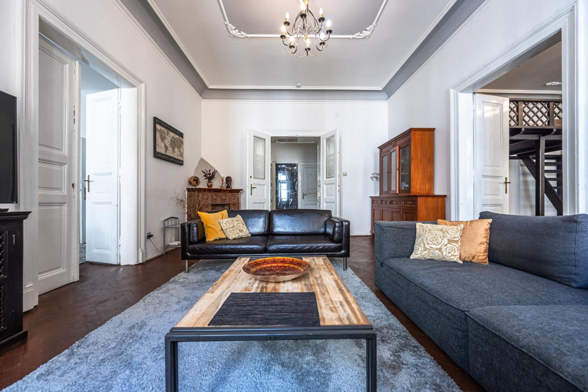 Wishlist Residences - Old Town Square Appartement *