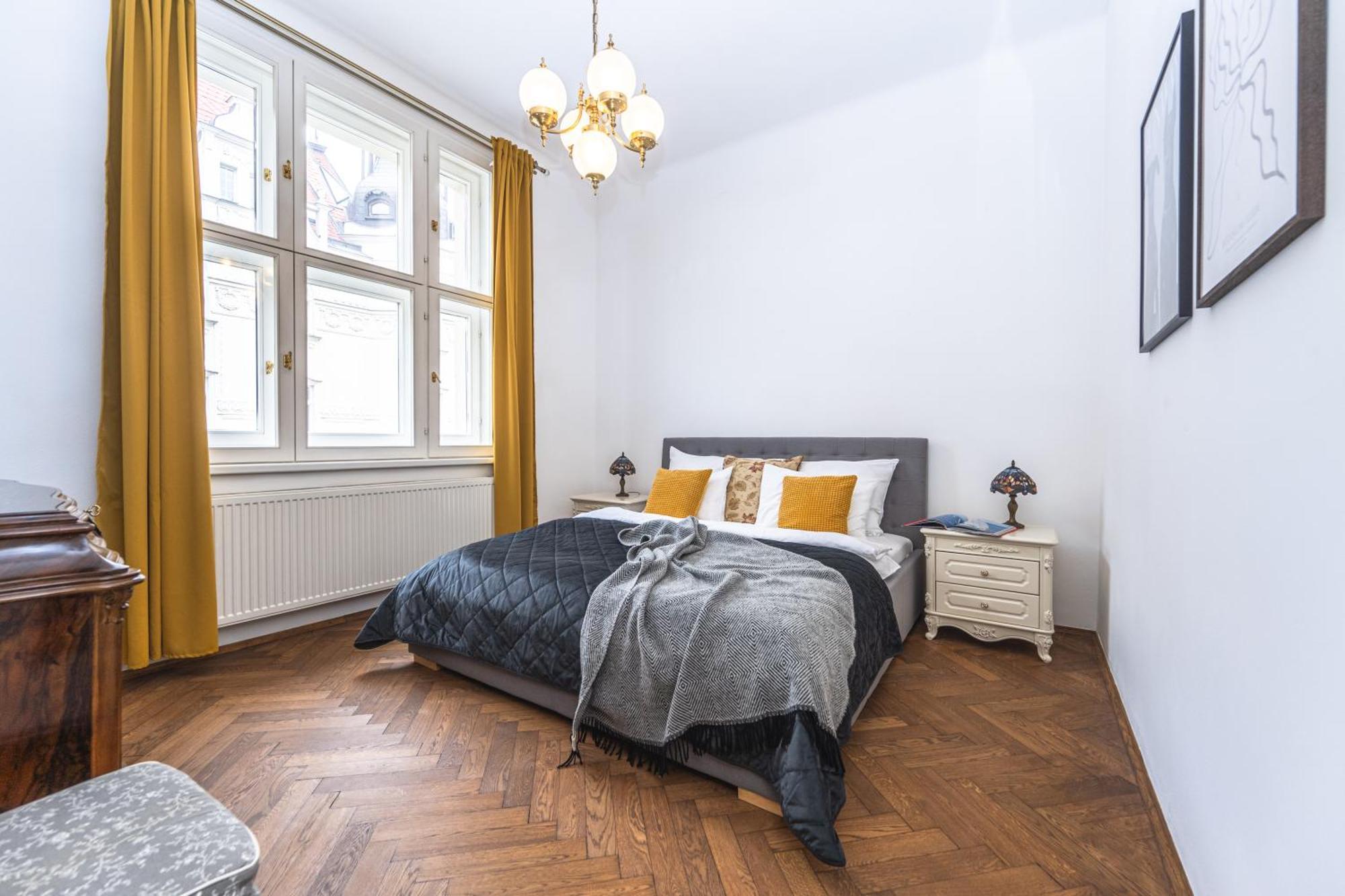 Wishlist Residences - Old Town Square * Prague
