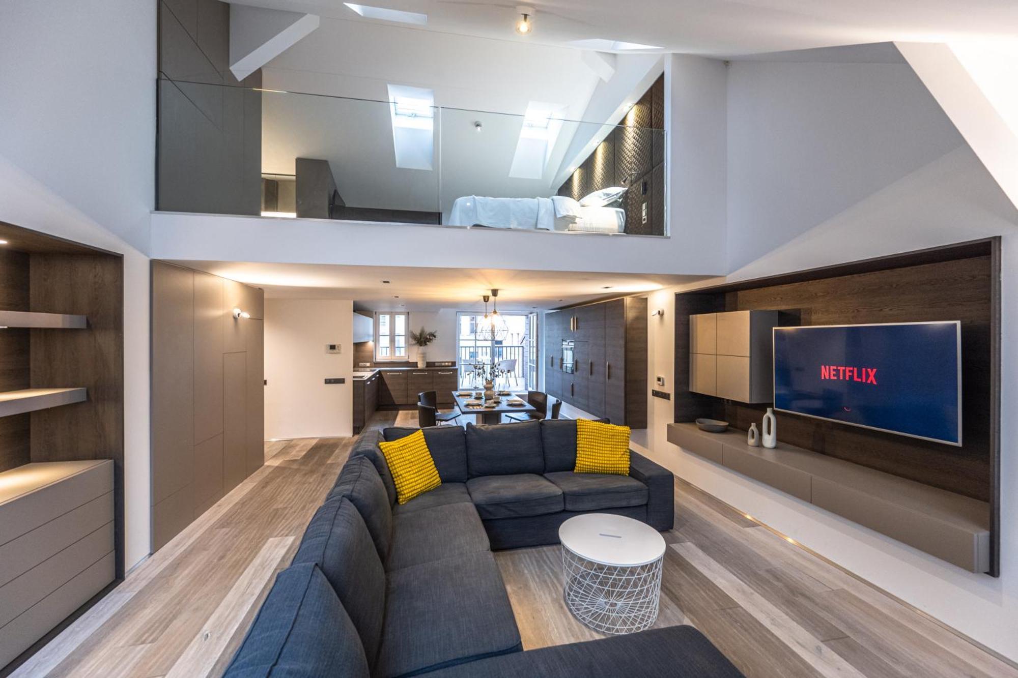 Wishlist Residences - Old Town Square * Prague