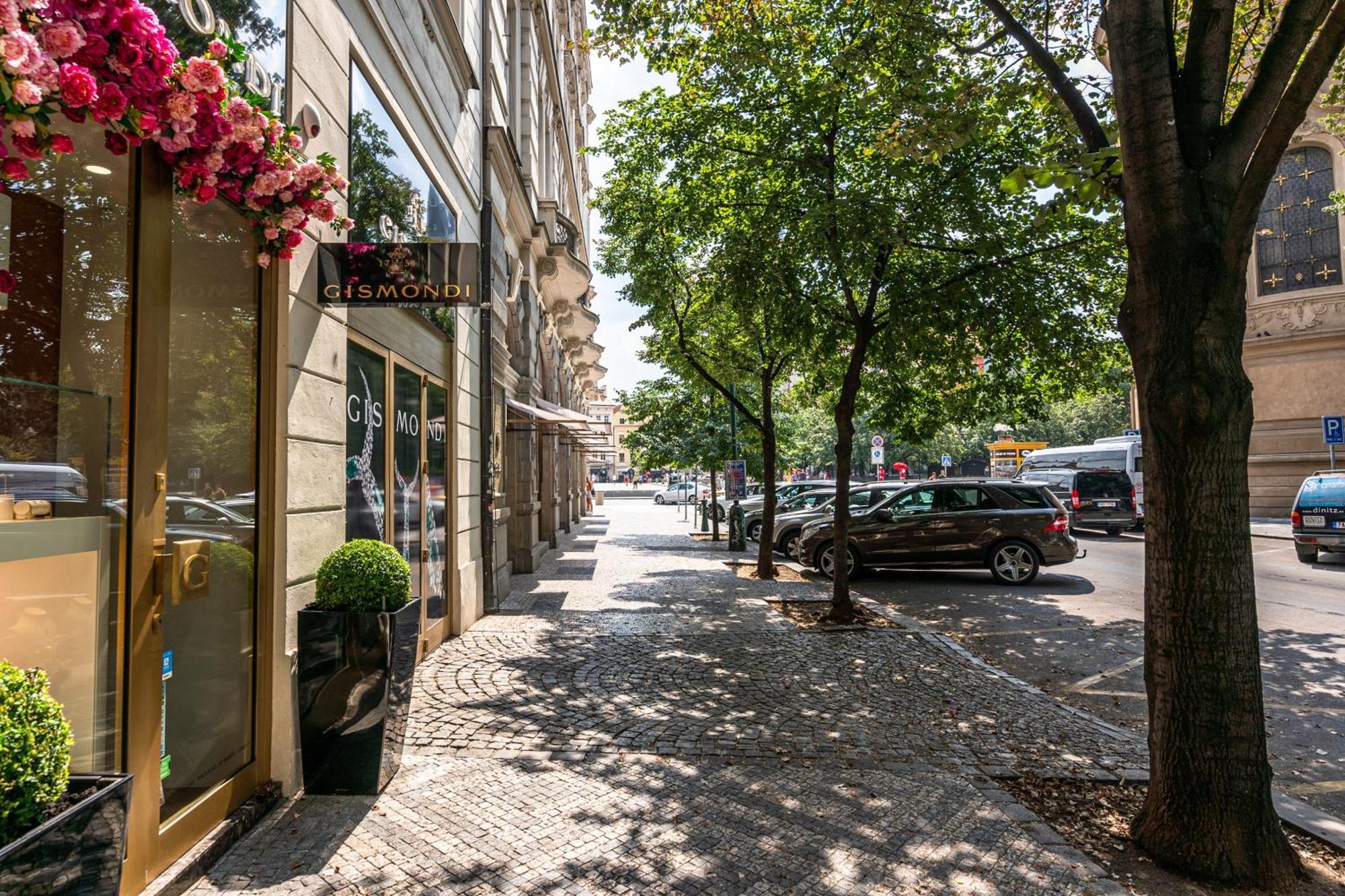 Wishlist Residences - Old Town Square * Prague