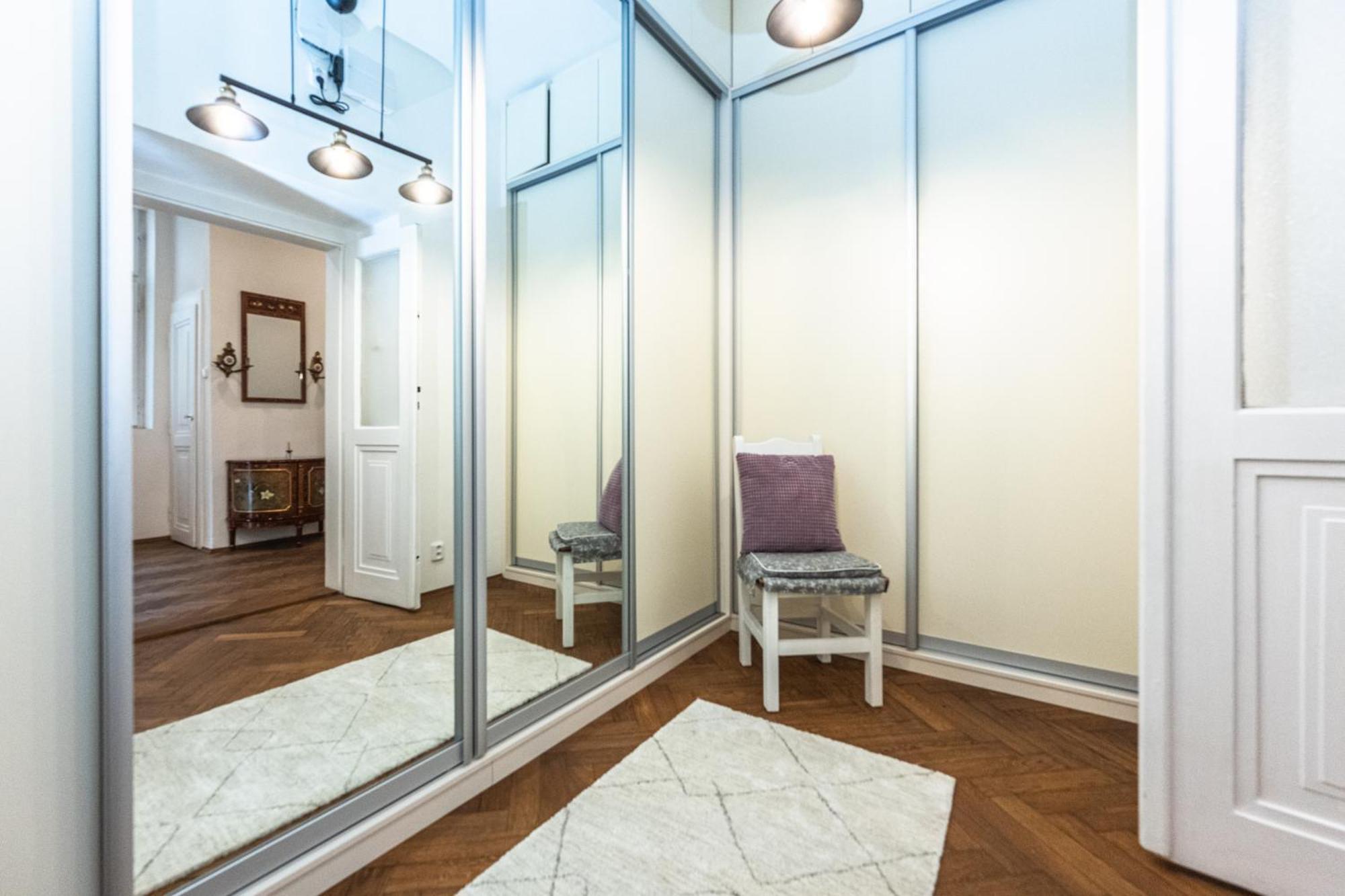 Wishlist Residences - Old Town Square Praga